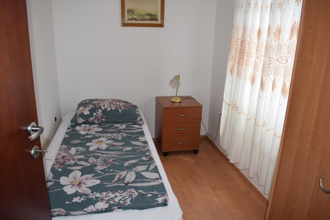 Esperanza Apartment Пула Экстерьер фото